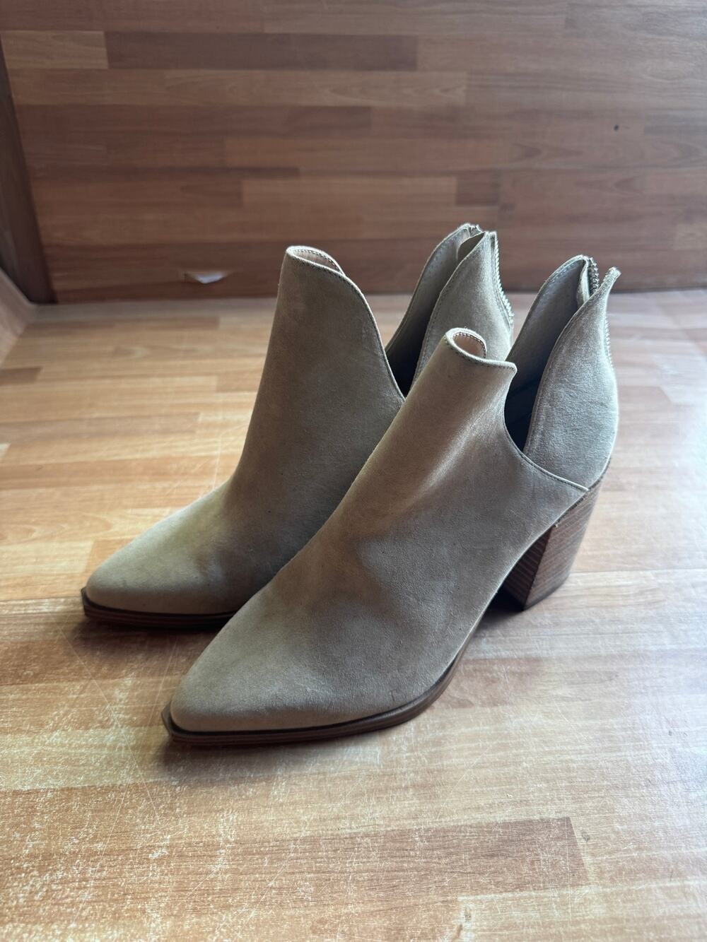 Madden Cedar Pointed Toe Block Heel Bootie, size 7M.